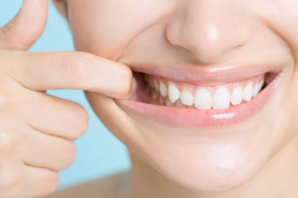 does teeth whitening damage enamel